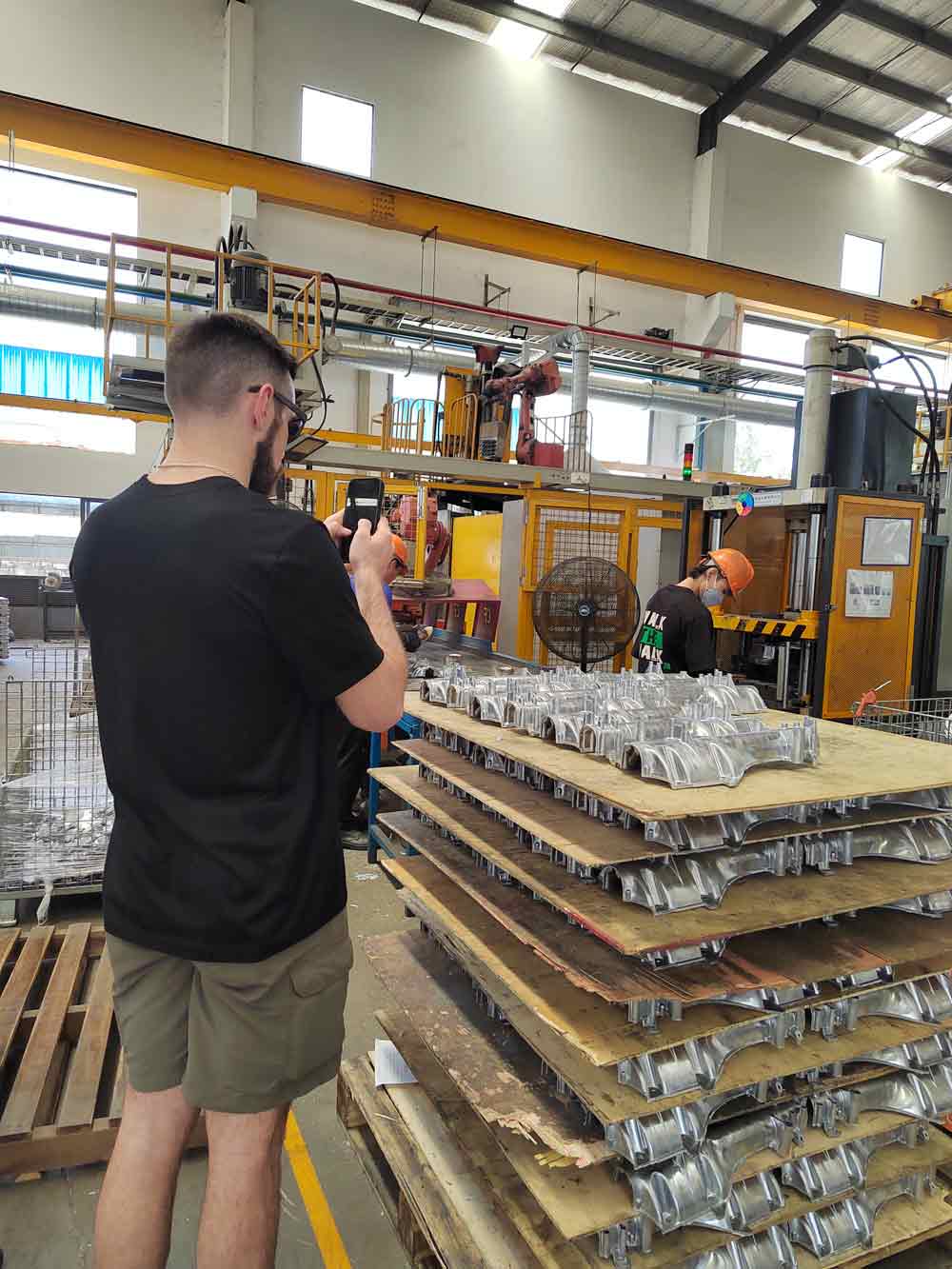 American customer Diversified Global Tech Visited VCU